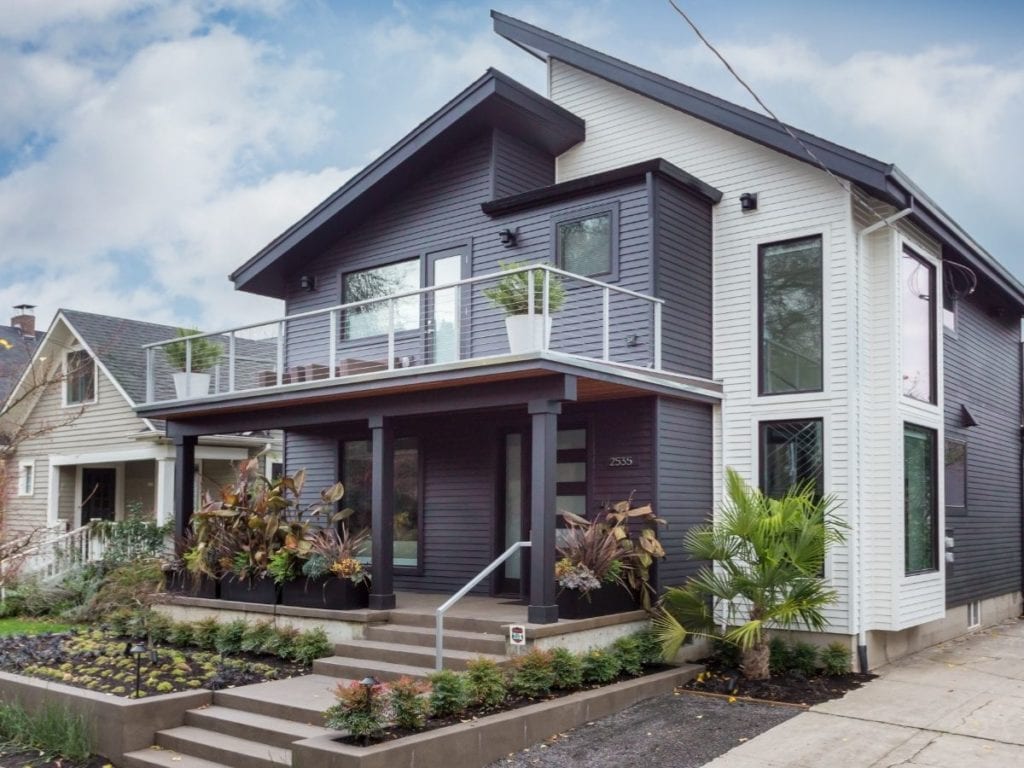 Exterior Remodeling for Luxury Homes: Crafting Unforgettable First Impressions